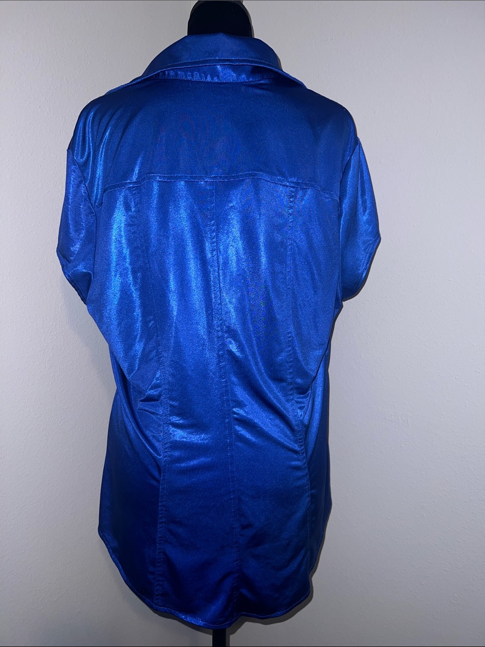 Cache Short-Sleeve Button Down Shirt in Royal Blue - Picture 4 of 6